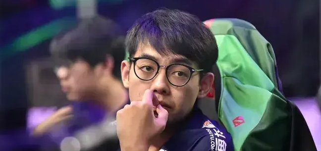 The Rise and Fall of Azure Ray’s Lineup